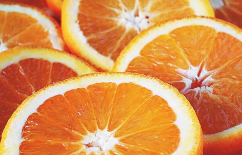 hydrating foods: oranges